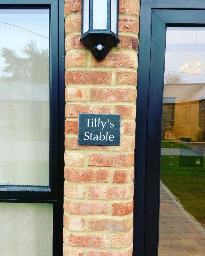 Pattishall Tilly'S Stable מראה חיצוני תמונה